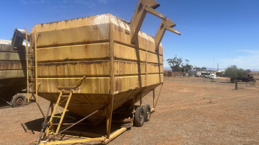 18t Field Bin